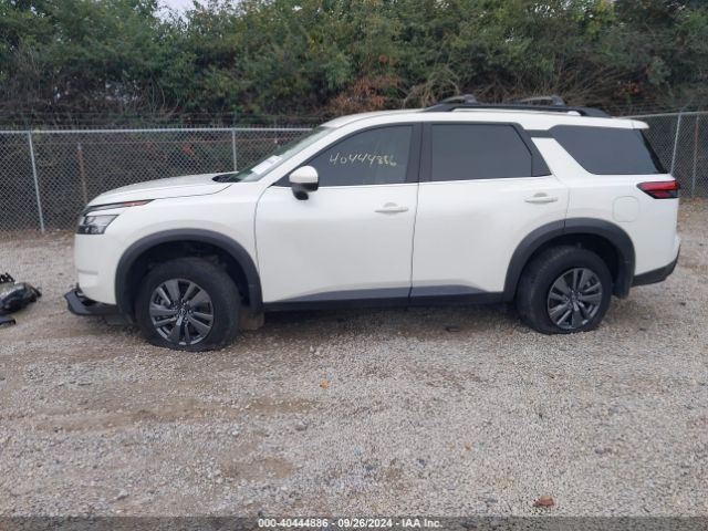5N1DR3BC3NC243707 Nissan Pathfinder Sv 4wd