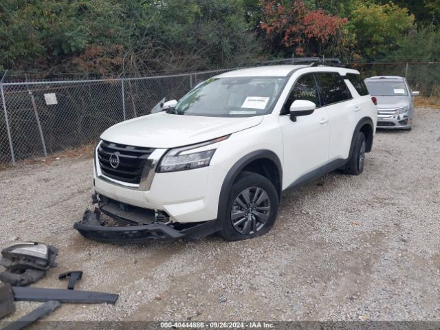 5N1DR3BC3NC243707 Nissan Pathfinder Sv 4wd