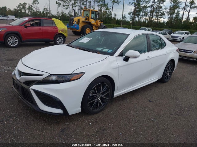 Toyota CAMRY SE 2024 4T1G11AK8RU890766 Image 2