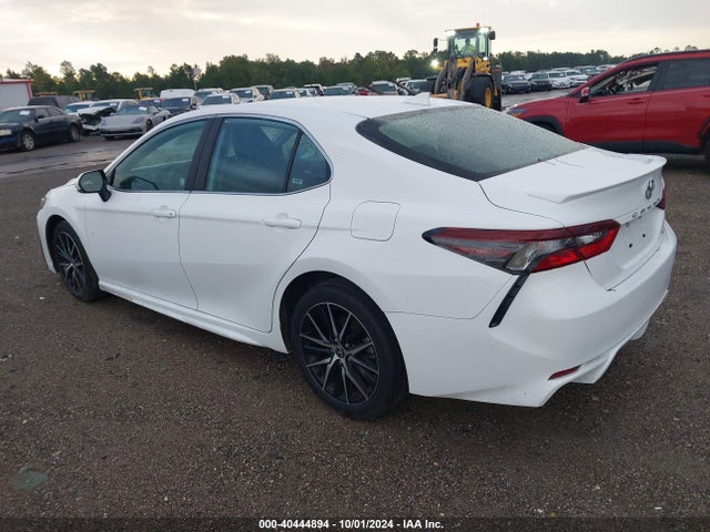 Toyota CAMRY SE 2024 4T1G11AK8RU890766 Image 3