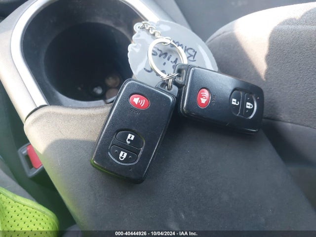 Toyota Prius Two 2014 JTDKN3DUXE1776100 Image 11