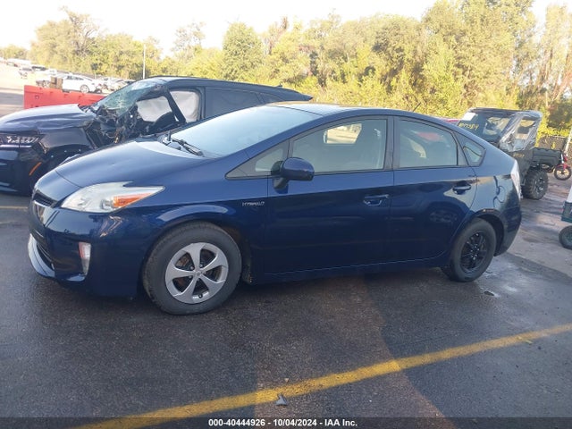 Toyota Prius Two 2014 JTDKN3DUXE1776100 Image 14