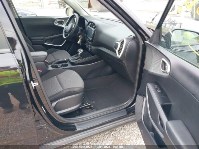 KNDJ23AU8L7700118 KIA SOUL LX