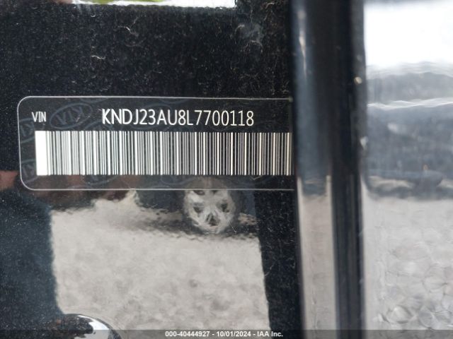 KNDJ23AU8L7700118 KIA SOUL LX