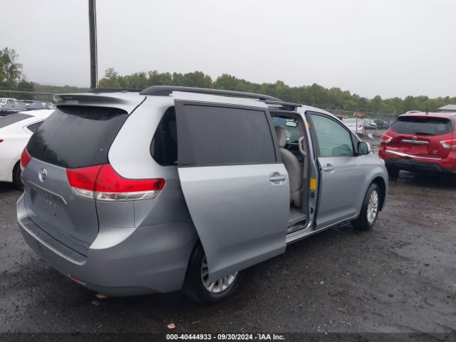 5TDYK3DC6ES507797 Toyota Sienna Xle V6 8 Passenger