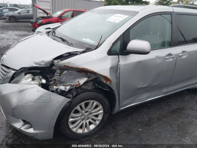 5TDYK3DC6ES507797 Toyota Sienna Xle V6 8 Passenger