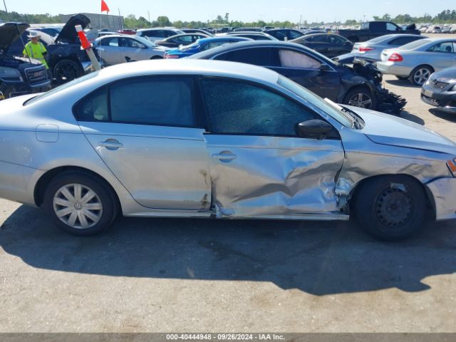 3VW267AJ0GM250060 Volkswagen Jetta 1.4t S