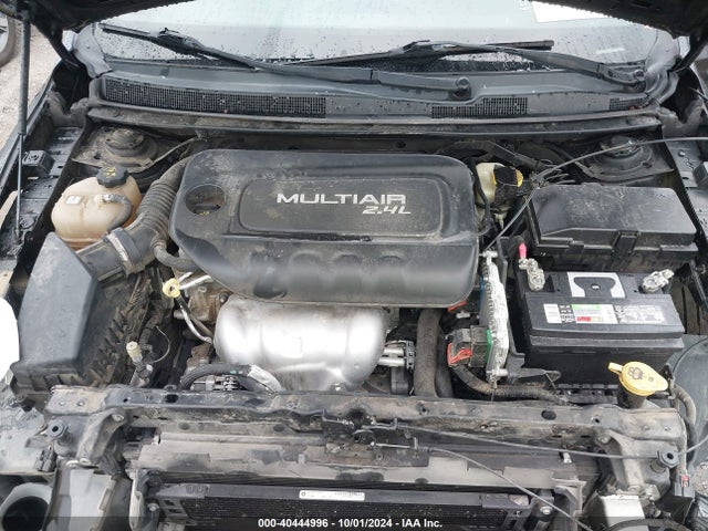 Chrysler 200 Limited 2015 1C3CCCAB8FN537835 Image 10