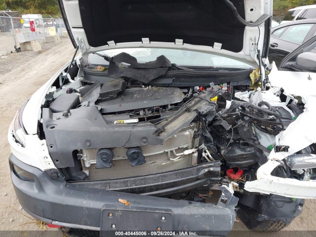 1C4PJMBX9JD578721 Jeep Cherokee Trailhawk 4x4
