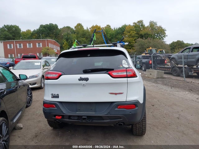 1C4PJMBX9JD578721 Jeep Cherokee Trailhawk 4x4