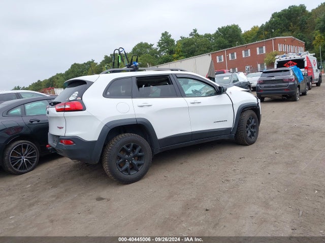 1C4PJMBX9JD578721 Jeep Cherokee Trailhawk 4x4