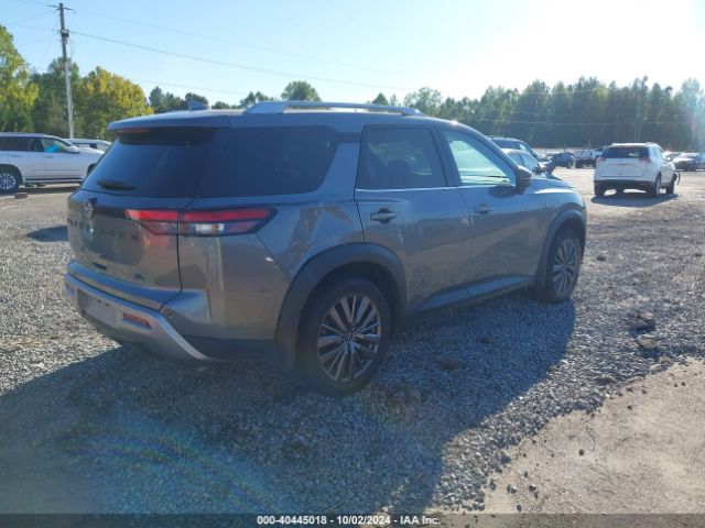 5N1DR3CB0NC265640 Nissan Pathfinder Sl 2wd