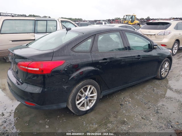 1FADP3FE3GL248114 Ford FOCUS SE