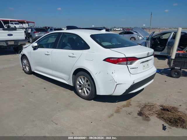 Toyota COROLLA LE 2020 5YFHPRAE0LP025245 Image 3