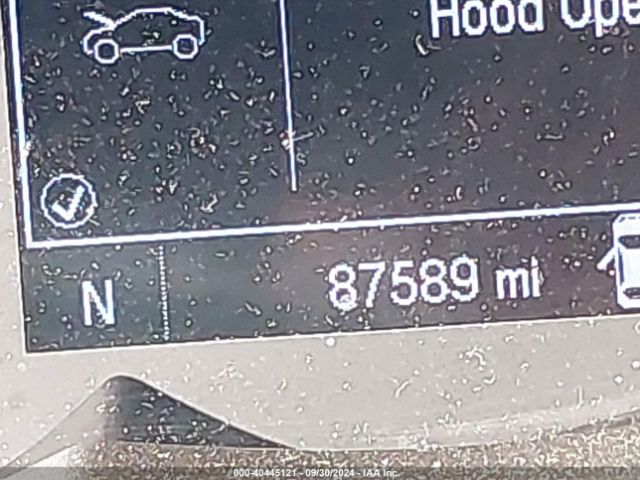 3GNCJNSB0KL285821 Chevrolet TRAX LS