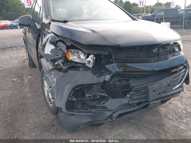 3GNCJNSB0KL285821 Chevrolet TRAX LS