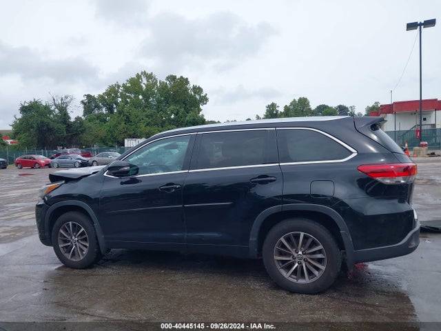 Toyota Highlander Xle 2017 5TDJZRFH8HS442657 Image 14