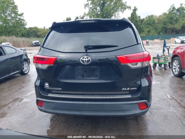 Toyota Highlander Xle 2017 5TDJZRFH8HS442657 Image 16