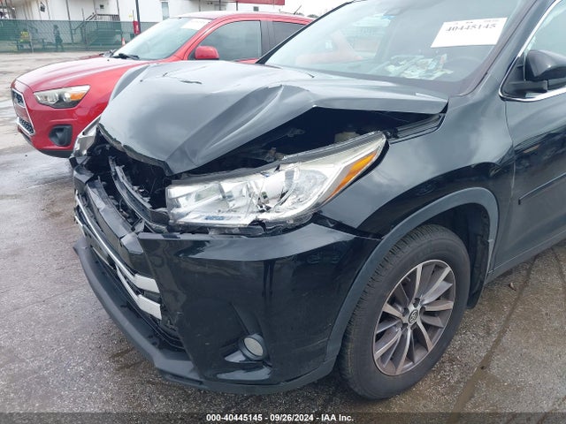 Toyota Highlander Xle 2017 5TDJZRFH8HS442657 Image 6