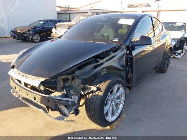 2021 TESLA MODEL Y 5YJYGAEE9MF153900 Photo 1
