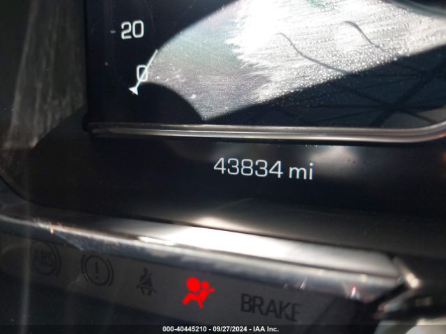 3GTPHCET2NG565400 GMC Sierra 1500 2wd  Short Box Elevation