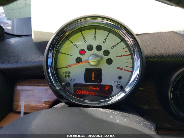 2011 MINI COOPER WMWSU3C53BT094900 Photo 6
