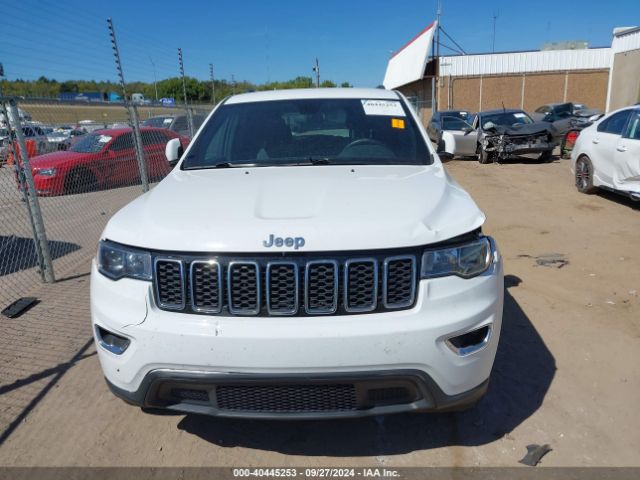 1C4RJFAG0KC728048 Jeep Grand Cherokee Laredo E 4x4