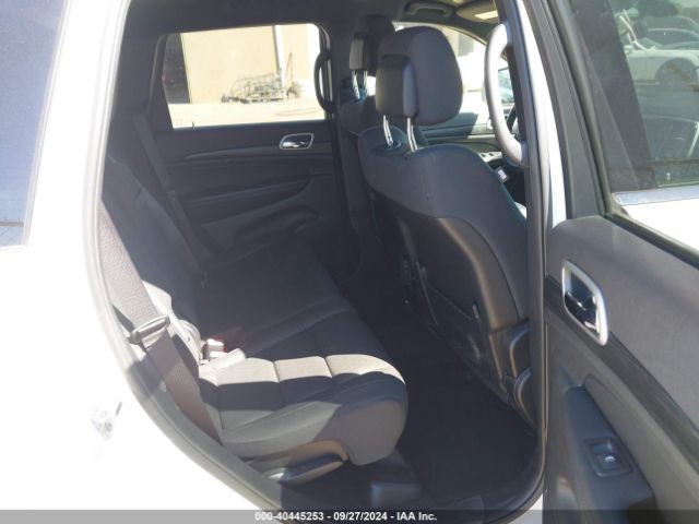 1C4RJFAG0KC728048 Jeep Grand Cherokee Laredo E 4x4