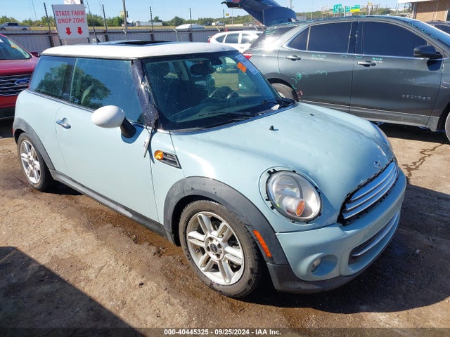 2013 MINI HARDTOP WMWSU3C56DT682437 Photo 0