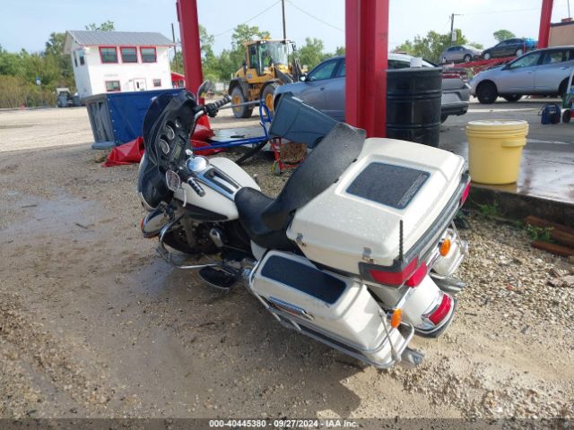 2013 HARLEY-DAVIDSON FLHTC 1HD1FFM11DB628635 Photo 2