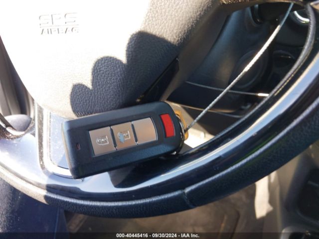 JA4AZ3A3XKZ023704 Mitsubishi Outlander Es/le/se/sel