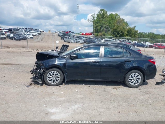 Toyota COROLLA LE 2018 2T1BURHE8JC980103 Image 15