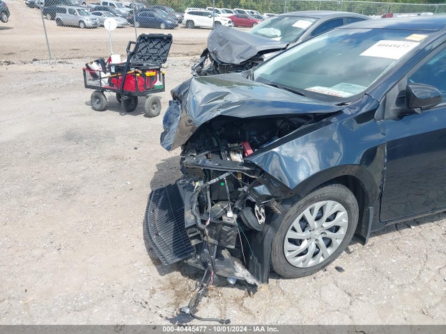 Toyota COROLLA LE 2018 2T1BURHE8JC980103 Image 19