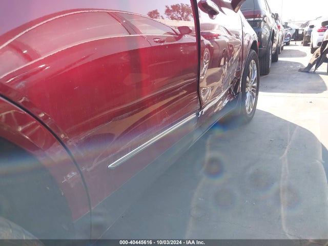 1GYKNCRS0HZ113853 Cadillac Xt5 Premium Luxury