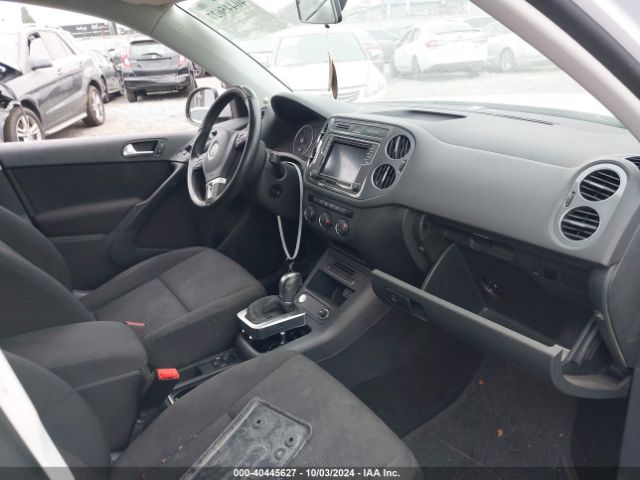 WVGAV7AX1HK054834 Volkswagen Tiguan 2.0t/2.0t S
