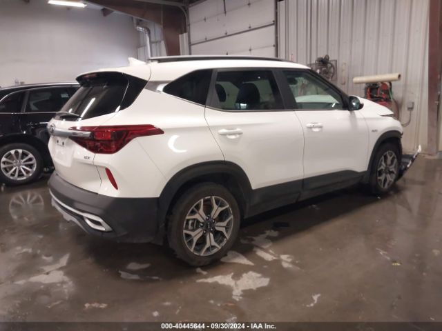 KNDERCAA9M7140856 KIA SELTOS EX