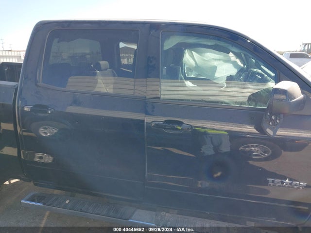 Chevrolet Silverado 1500 1lt 2018 3GCPCRECXJG614693 Image 13