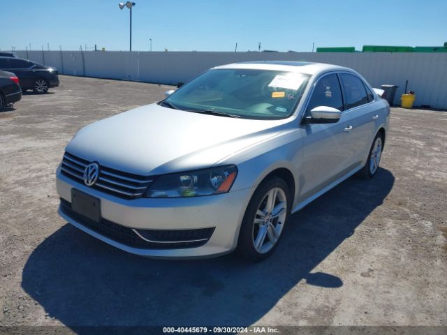 1VWBS7A33EC082135 Volkswagen Passat 1.8t Se