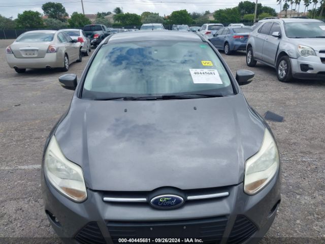 1FADP3F25EL458393 Ford FOCUS SE