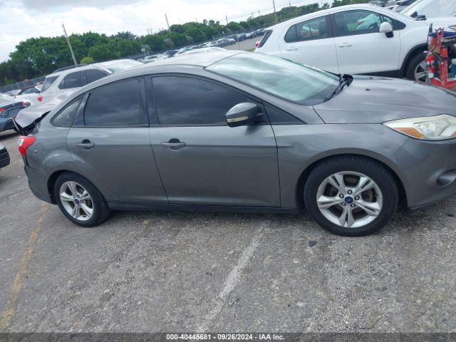 1FADP3F25EL458393 Ford FOCUS SE