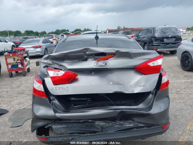 1FADP3F25EL458393 Ford FOCUS SE