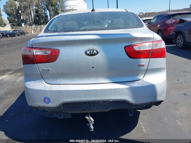 KNADM4A32F6520659 KIA RIO LX