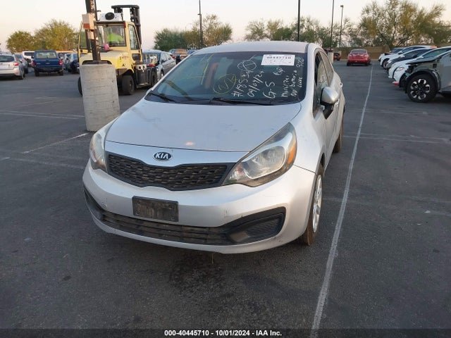 KNADM4A32F6520659 KIA RIO LX
