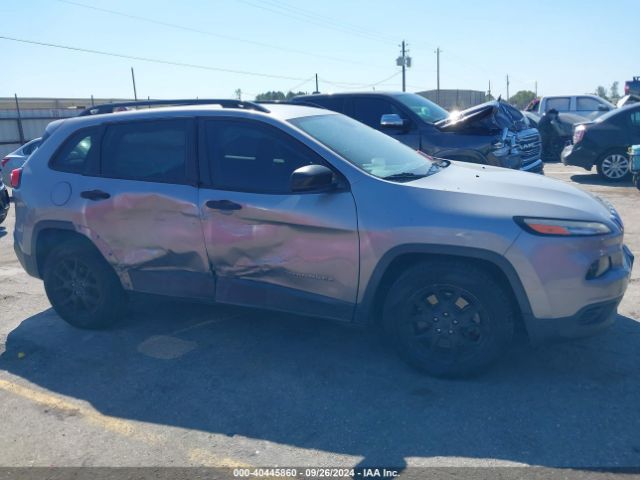 1C4PJLAB3GW146400 Jeep Cherokee Sport