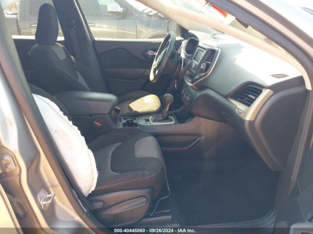 1C4PJLAB3GW146400 Jeep Cherokee Sport