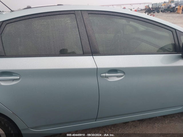 Продажа на аукционе авто 2013 Toyota Prius Three, vin: JTDKN3DU1D5646326, номер лота: 40445910