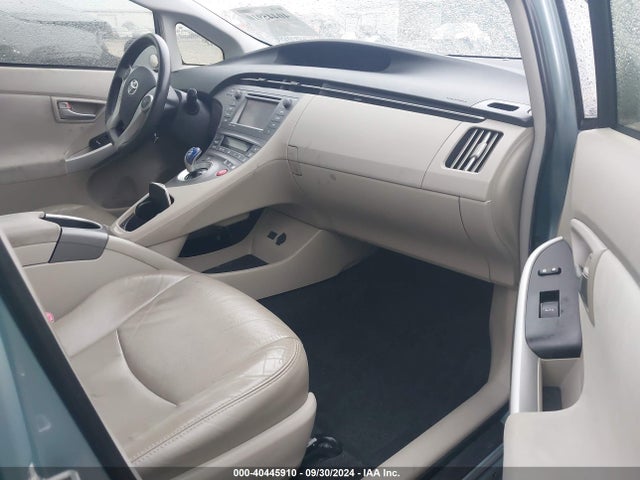 Продажа на аукционе авто 2013 Toyota Prius Three, vin: JTDKN3DU1D5646326, номер лота: 40445910