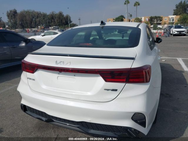 3KPF54AD8RE717710 KIA Forte Gt-line