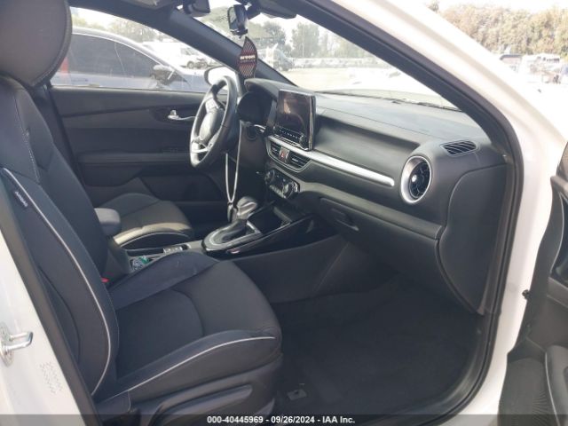 3KPF54AD8RE717710 KIA Forte Gt-line