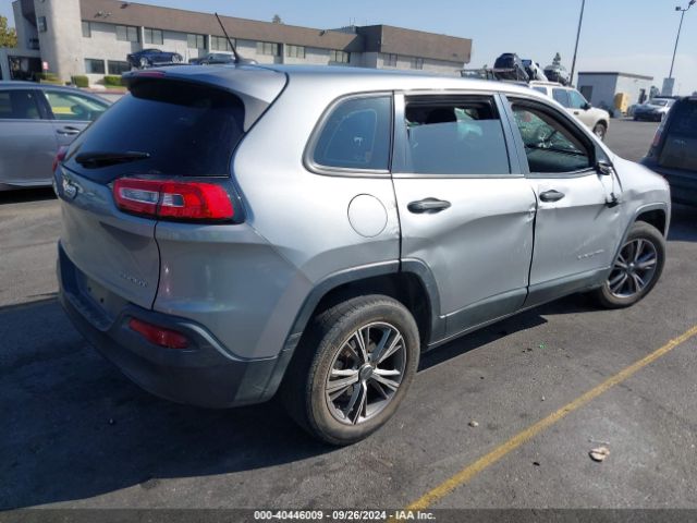 1C4PJLAB6FW525888 Jeep Cherokee Sport